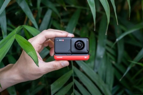 INSTA360 ONE R Twin Edition+KIJEK SELFIE GRATIS INSTA360 ONE R Twin Edition+KIJEK SELFIE GRATIS
